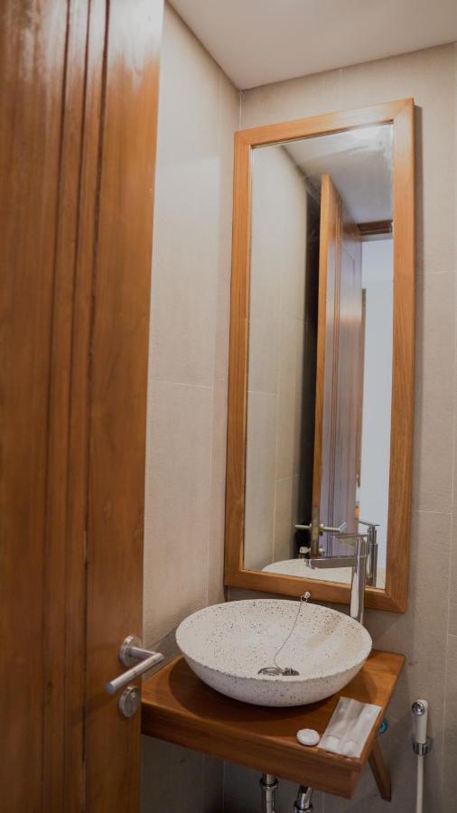Smedi Coliving 호텔 요그야카르타 외부 사진