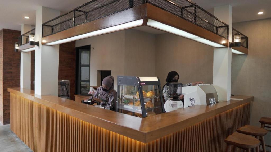 Smedi Coliving 호텔 요그야카르타 외부 사진